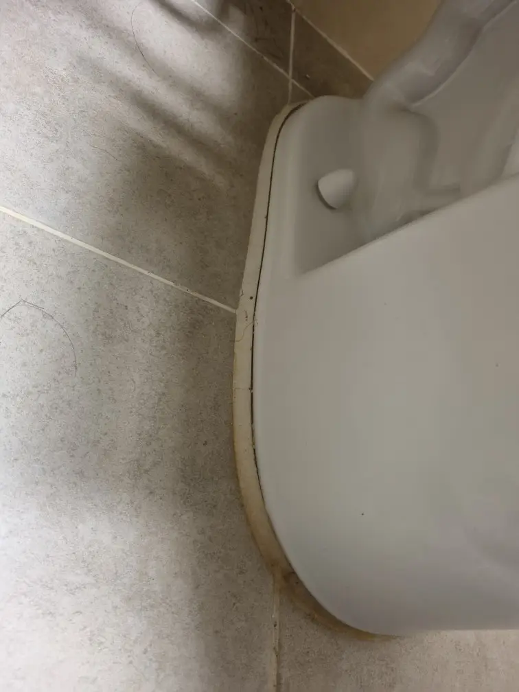 변기 흔들릴 때 백시멘트 작업, 왜 필요한가요?